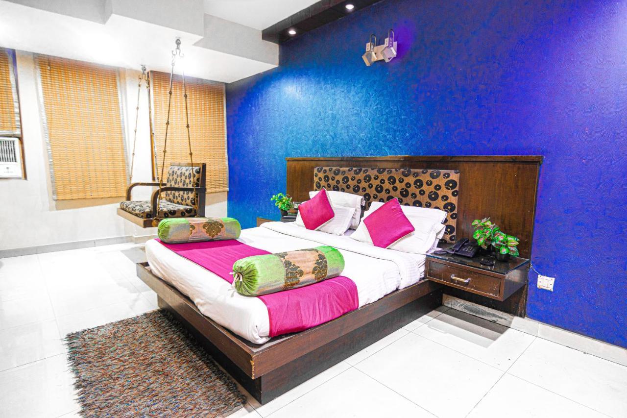 Hotel Shivdev International, Near New Delhi Railway Station Экстерьер фото