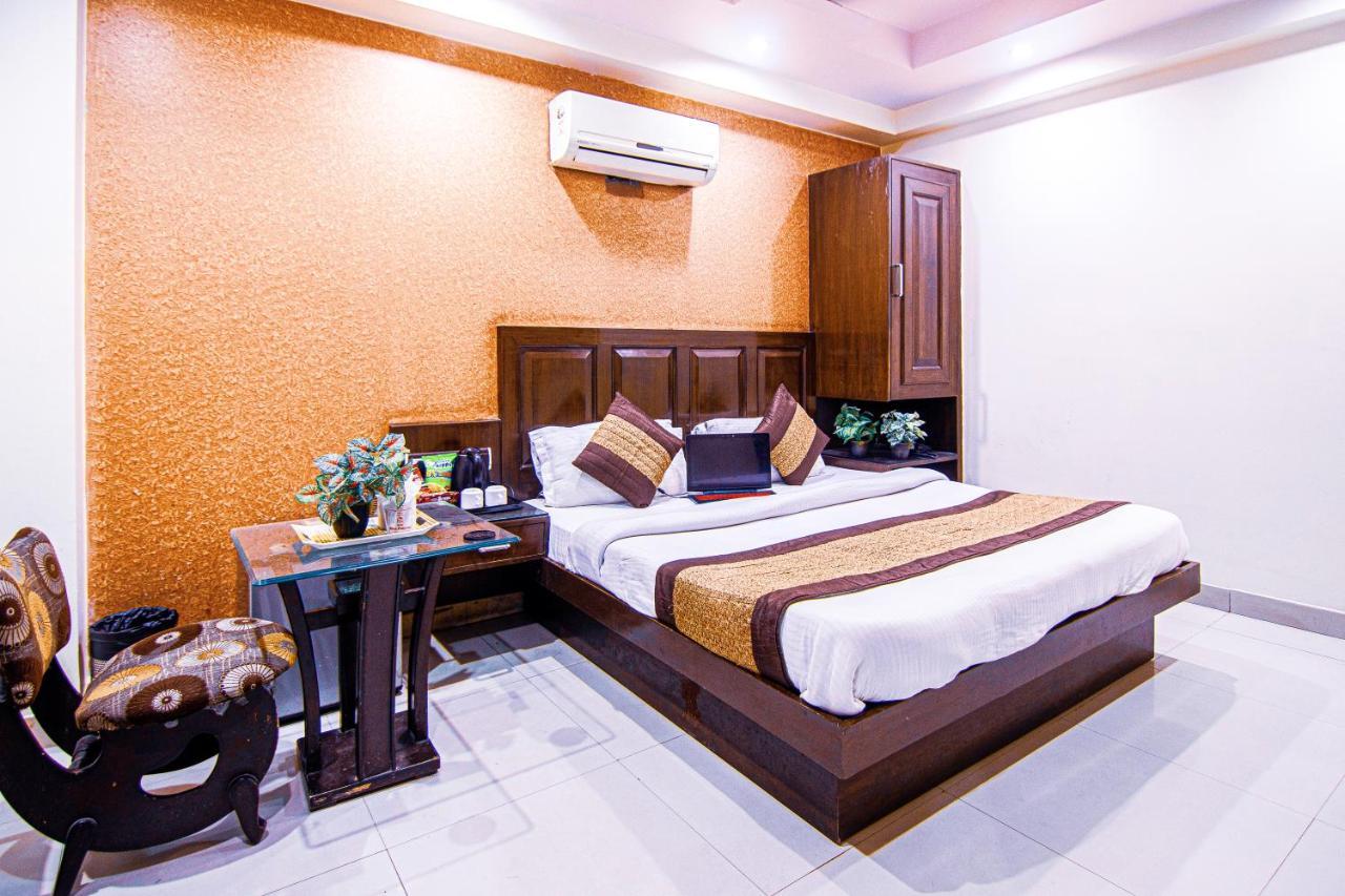 Hotel Shivdev International, Near New Delhi Railway Station Экстерьер фото