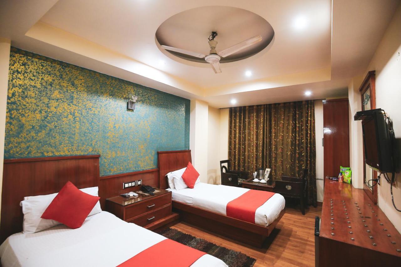 Hotel Shivdev International, Near New Delhi Railway Station Экстерьер фото