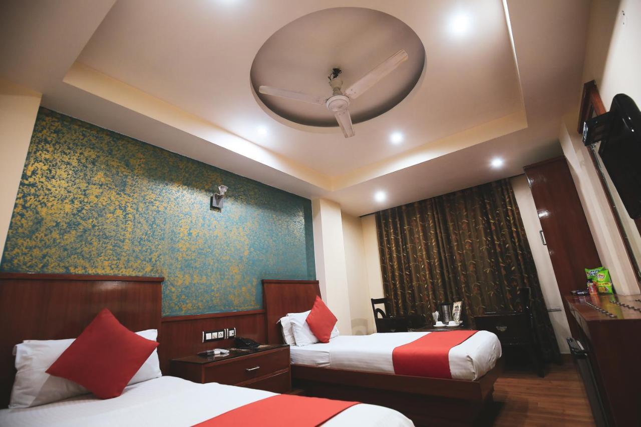 Hotel Shivdev International, Near New Delhi Railway Station Экстерьер фото