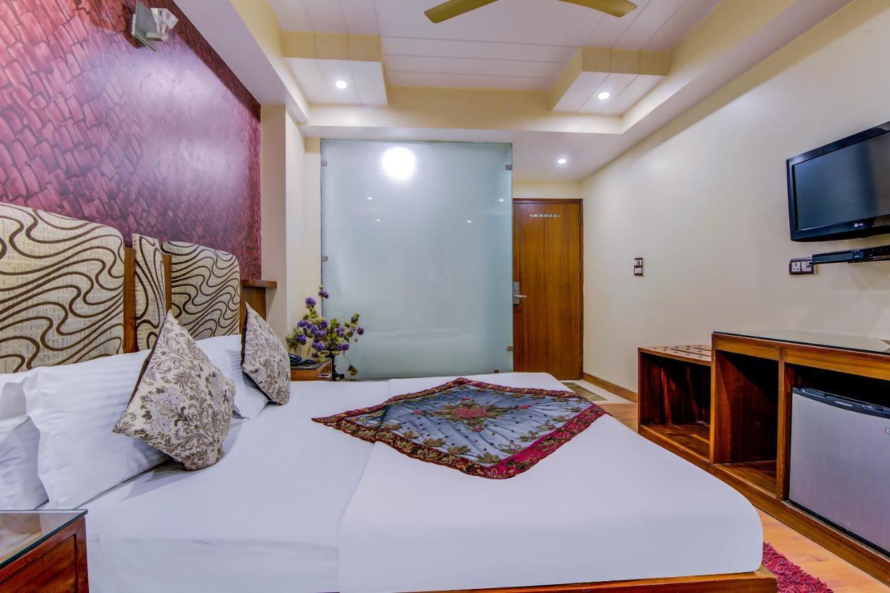 Hotel Shivdev International, Near New Delhi Railway Station Экстерьер фото